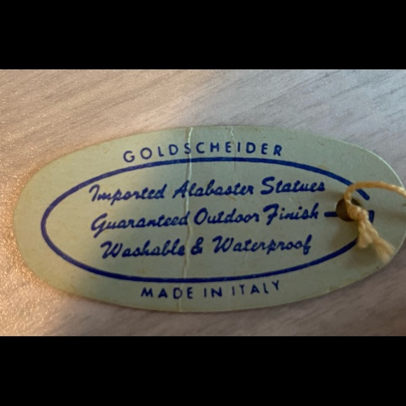 Madonna from Hallo, White PlainsNY.Alabaster from Italy.Goldscheider manufacture - Picture 5 of 5